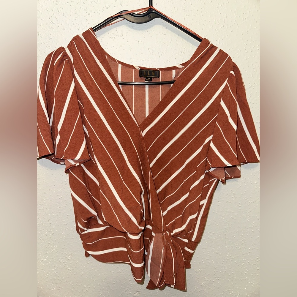 V neck burnt orange crop top white stripes